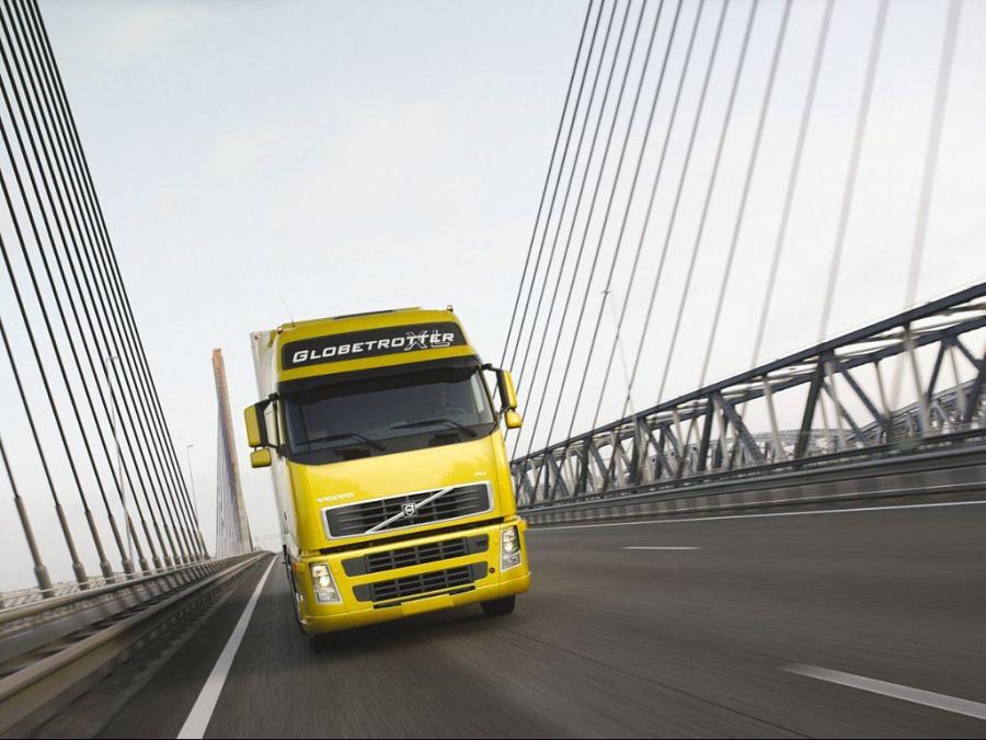  Volvo FH 2005 года  (фото 5 из 16)
